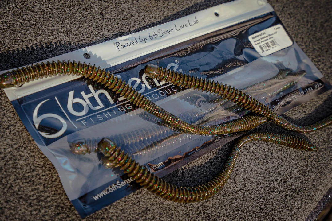 6th Sense Fishing Divine Shakey Worm - Green Pumpkin Juice 5 6th Sense Fishing Divine Shakey Worm - Green Pumpkin Juice